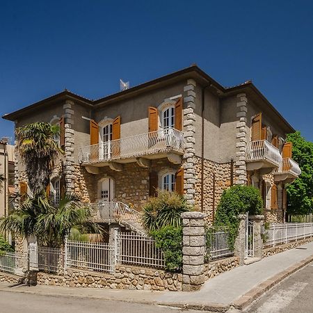 Villa Vittoria Sorso Bagian luar foto